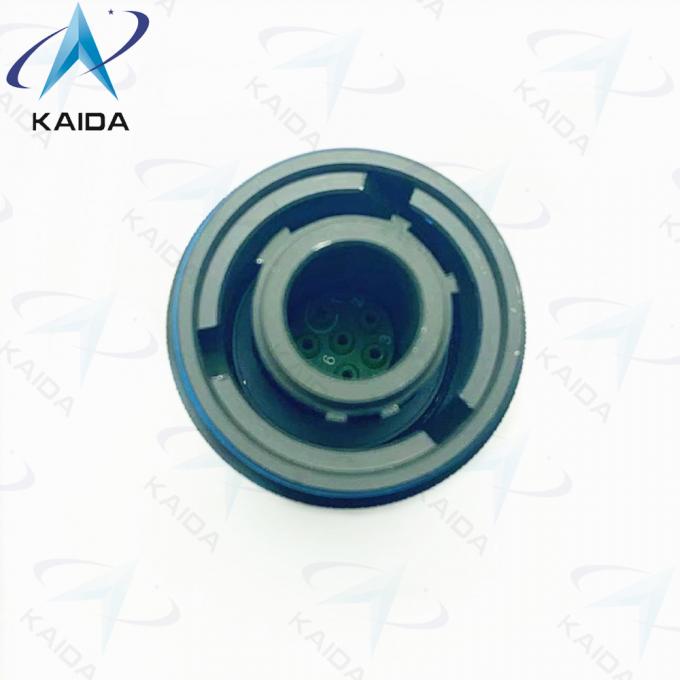 Versatile MIL-DTL-38999 Series 1 D38999 Series Connectors Cadmium 6 Male Pins 3